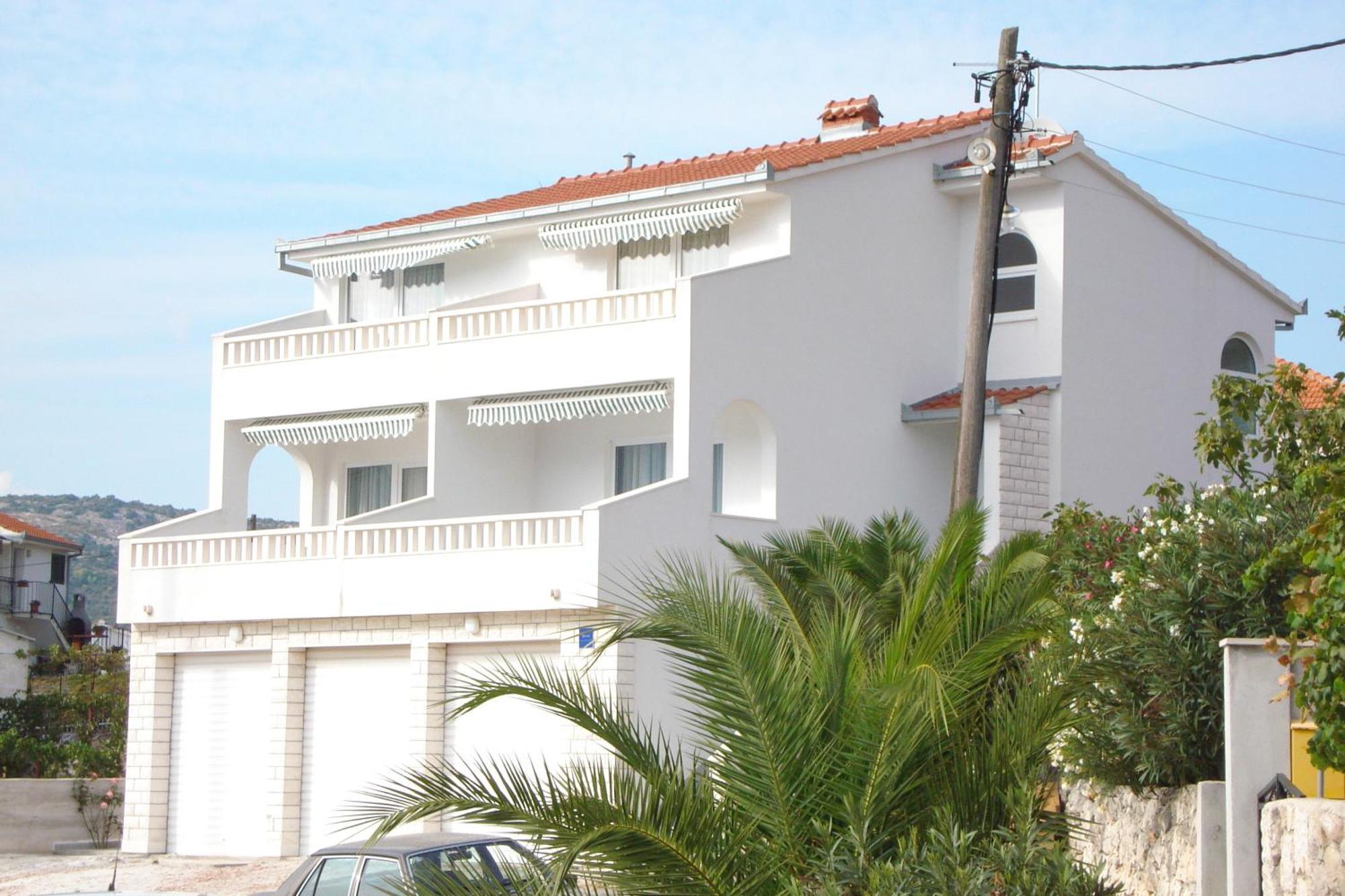 Apartments Mirko Vinisce Exterior foto
